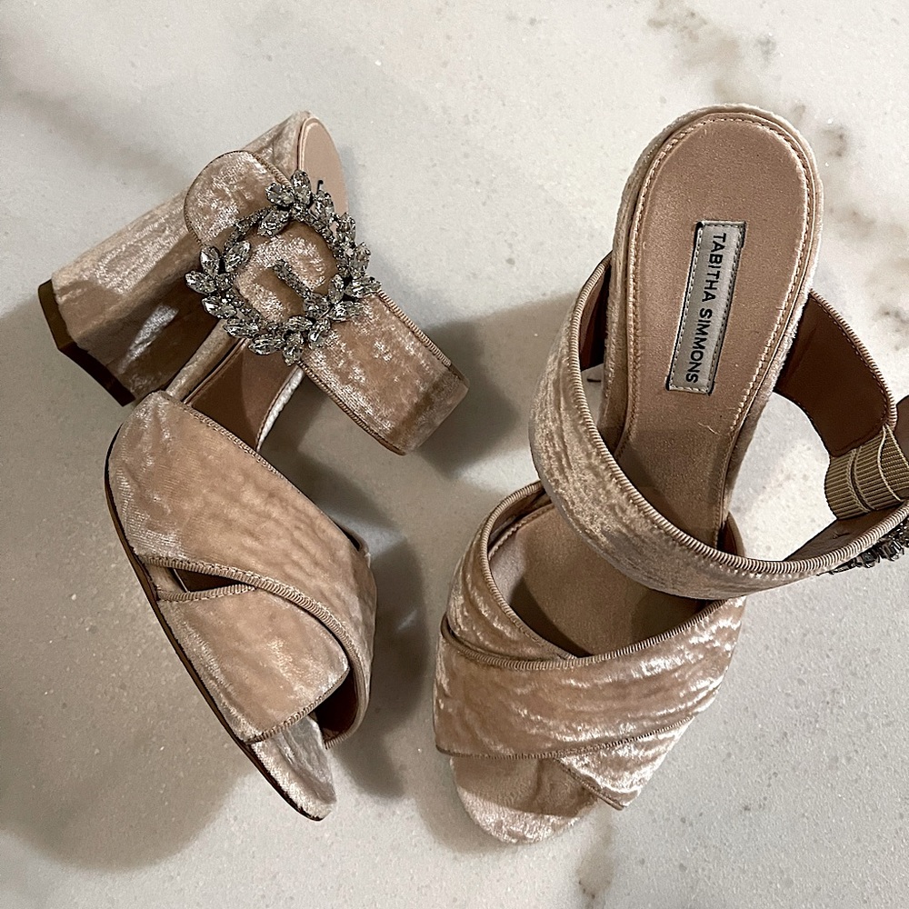 Pastel pink heels size: 36 good condition